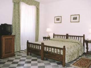Hotel Park Regina - With Air-condition And Pool