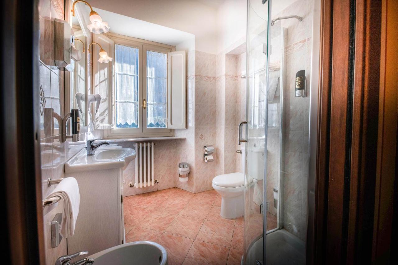 Hotel Park Regina - With Air-condition And Pool Bagni di Lucca