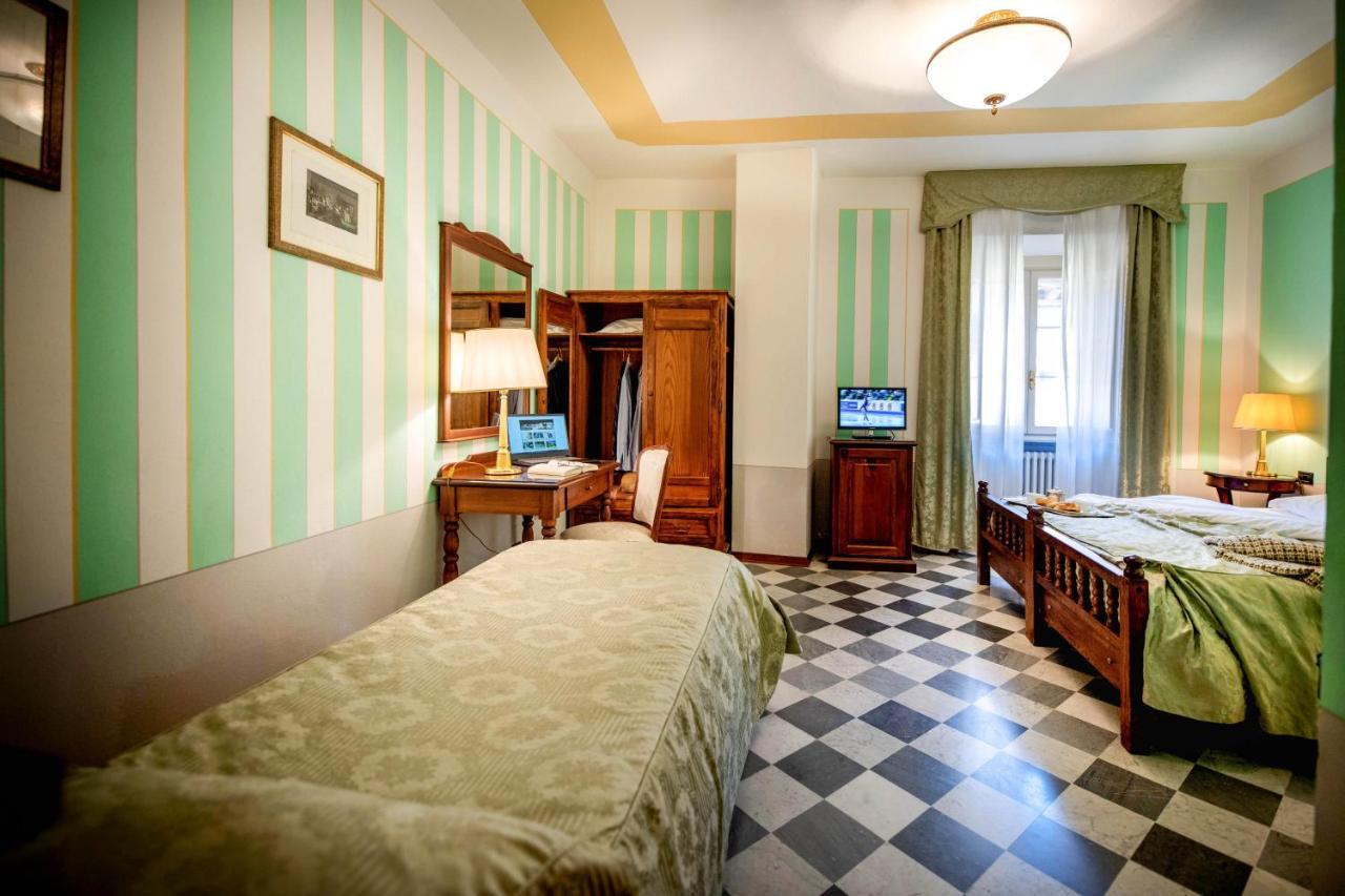 Hotel Park Regina - With Air-condition And Pool