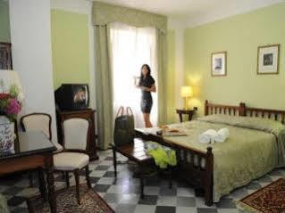 Park Regina - With Air-condition And Pool 3* Bagni di Lucca